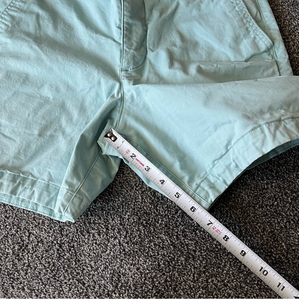 Abercrombie & Fitch Mint Green Men’s Chino Shorts - Picture 7 of 10